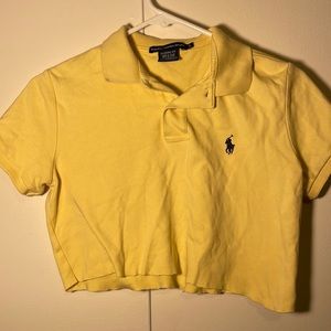 Cropped yellow polo cropped short sleeve